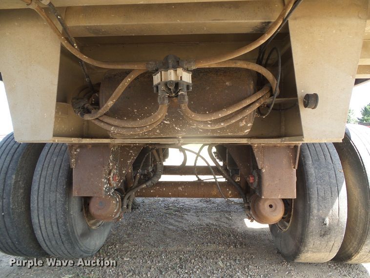 image for item DI5652 1998 CMC T-102 Rail  end dump trailer