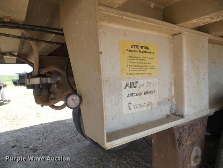 image for item DI5652 1998 CMC T-102 Rail  end dump trailer