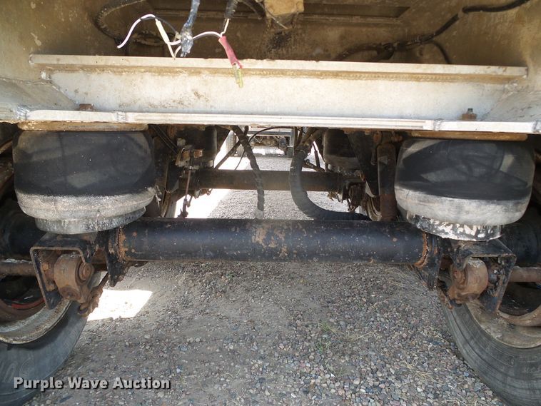 image for item DI5652 1998 CMC T-102 Rail  end dump trailer
