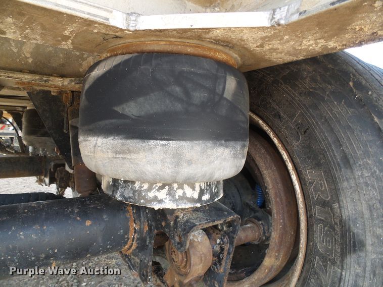 image for item DI5652 1998 CMC T-102 Rail  end dump trailer