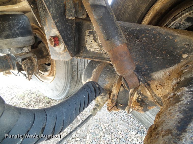 image for item DI5652 1998 CMC T-102 Rail  end dump trailer