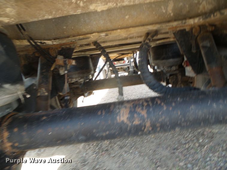 image for item DI5652 1998 CMC T-102 Rail  end dump trailer