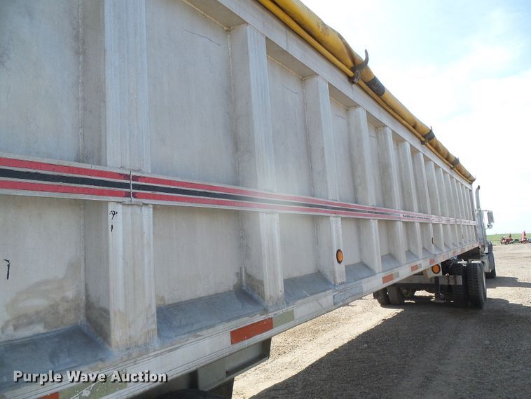 image for item DI5652 1998 CMC T-102 Rail  end dump trailer