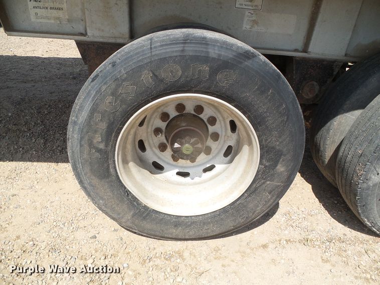 image for item DI5652 1998 CMC T-102 Rail  end dump trailer