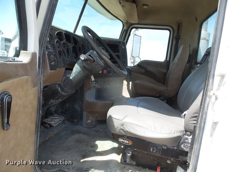 image for item DI5653 2007 Mack CTP  semi truck