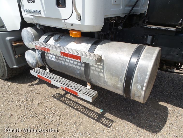 image for item DI5653 2007 Mack CTP  semi truck