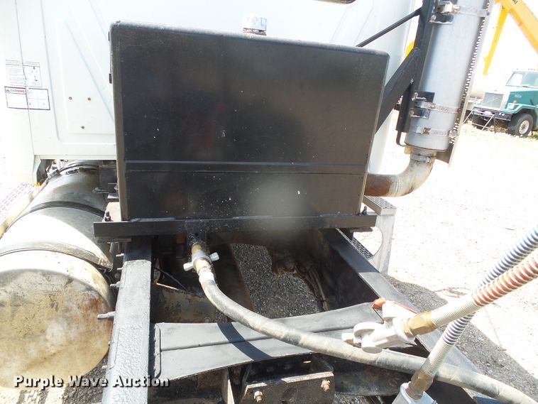 image for item DI5653 2007 Mack CTP  semi truck