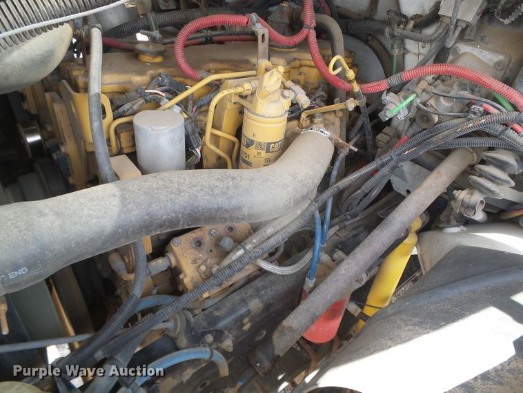 image for item DI5658 2003 Freightliner FL70  utility / service truck