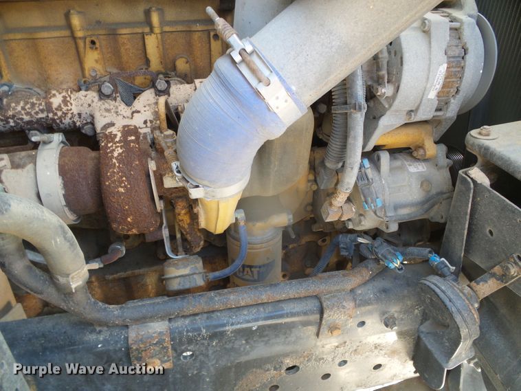 image for item DI5658 2003 Freightliner FL70  utility / service truck