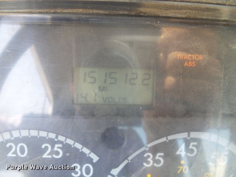 image for item DI5658 2003 Freightliner FL70  utility / service truck