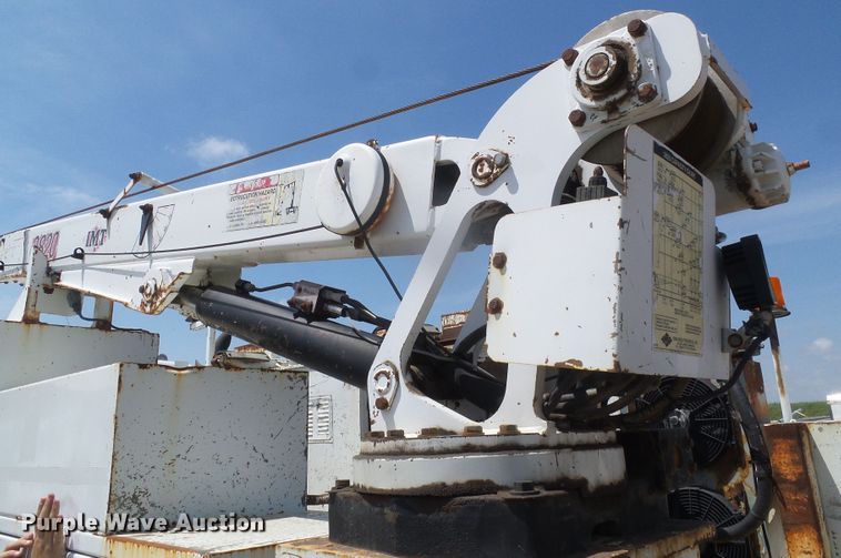 image for item DI5658 2003 Freightliner FL70  utility / service truck