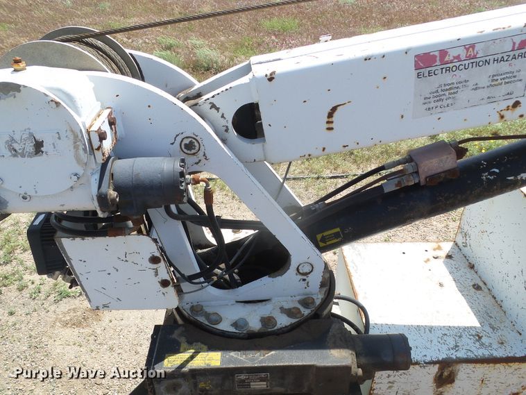 image for item DI5658 2003 Freightliner FL70  utility / service truck