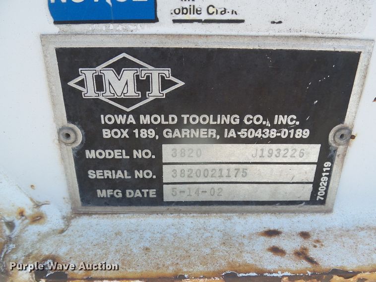 image for item DI5658 2003 Freightliner FL70  utility / service truck