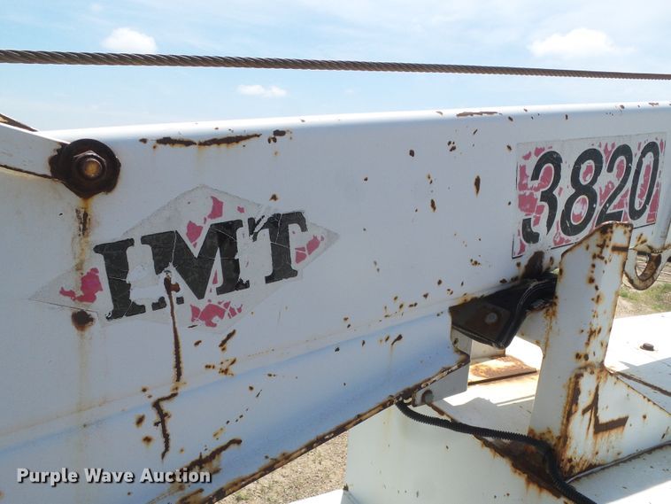 image for item DI5658 2003 Freightliner FL70  utility / service truck