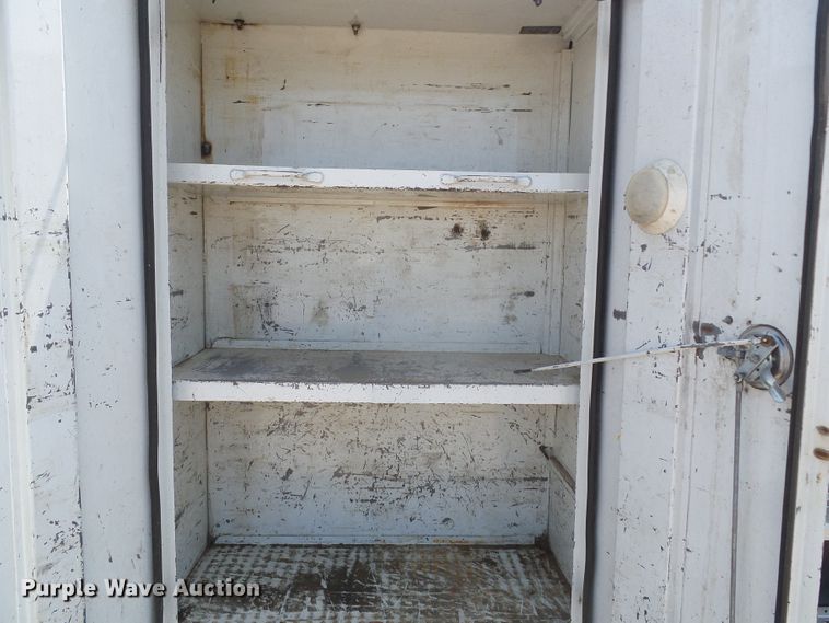 image for item DI5658 2003 Freightliner FL70  utility / service truck