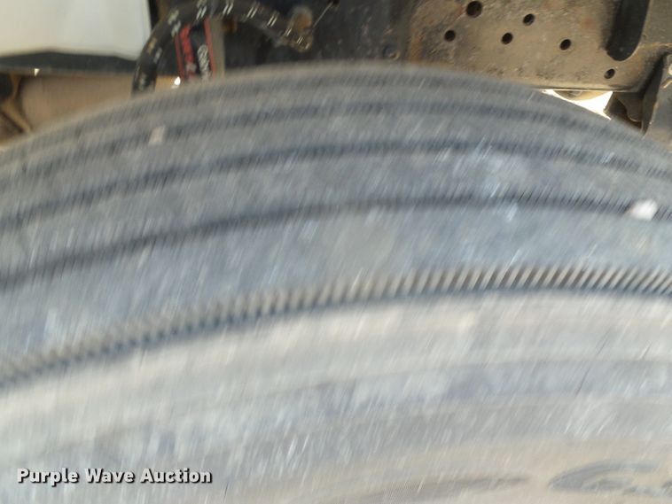 image for item DI5658 2003 Freightliner FL70  utility / service truck