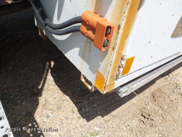 image for item DI5658 2003 Freightliner FL70  utility / service truck