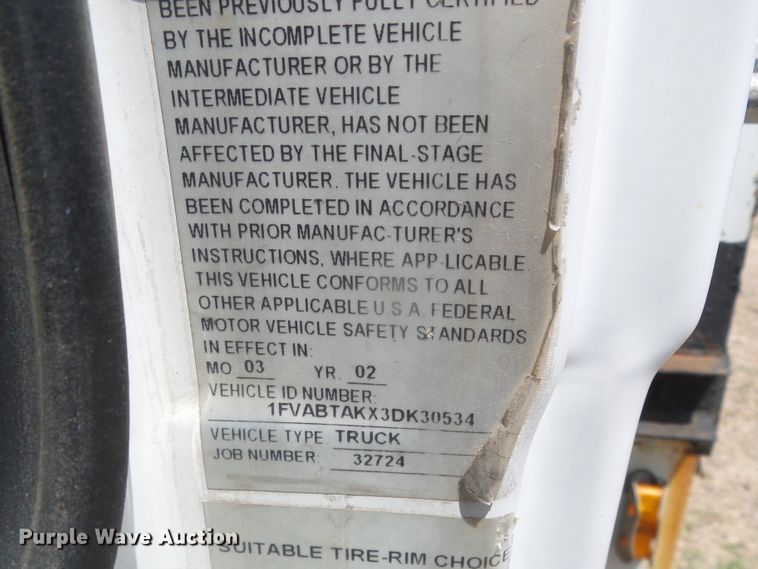 image for item DI5658 2003 Freightliner FL70  utility / service truck