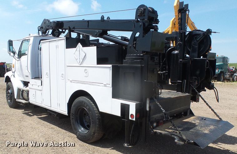 image for item DI5659 2007 Sterling L-Line  utility / service truck