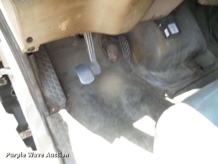 image for item DI5659 2007 Sterling L-Line  utility / service truck