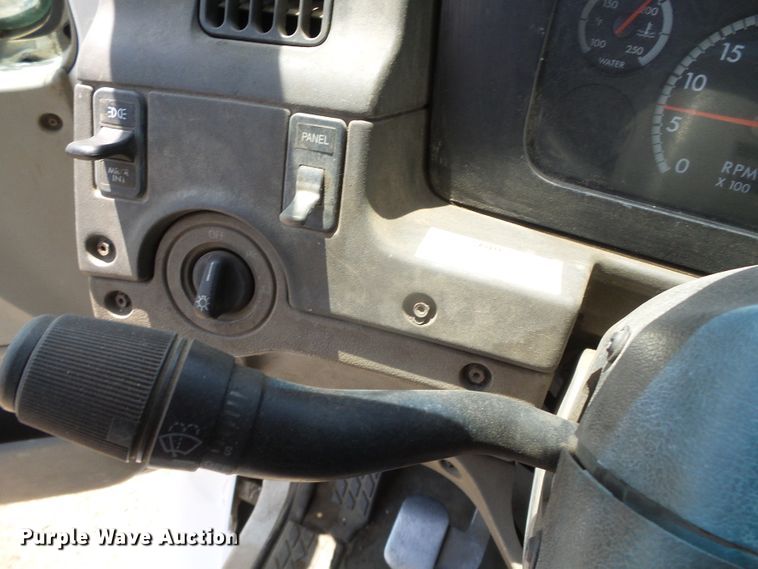 image for item DI5659 2007 Sterling L-Line  utility / service truck