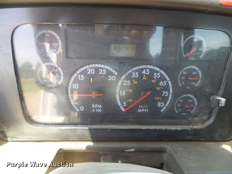 image for item DI5659 2007 Sterling L-Line  utility / service truck