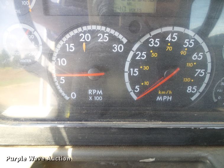 image for item DI5659 2007 Sterling L-Line  utility / service truck