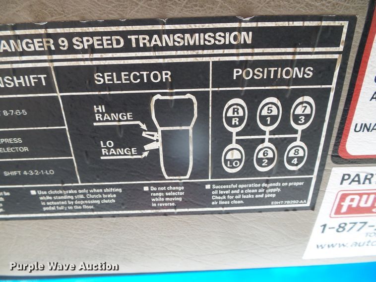 image for item DI5659 2007 Sterling L-Line  utility / service truck