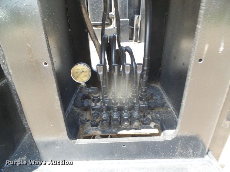 image for item DI5659 2007 Sterling L-Line  utility / service truck