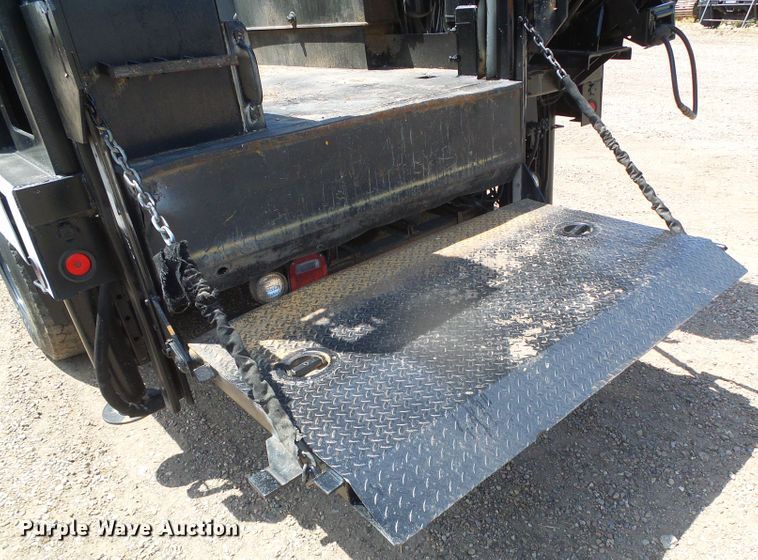 image for item DI5659 2007 Sterling L-Line  utility / service truck