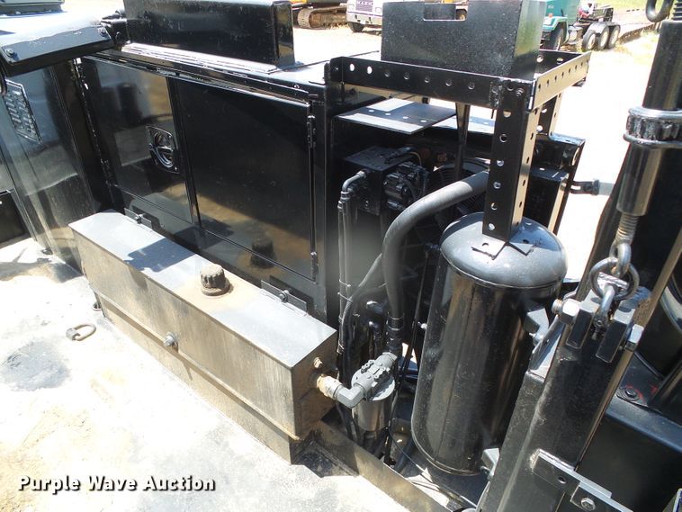 image for item DI5659 2007 Sterling L-Line  utility / service truck