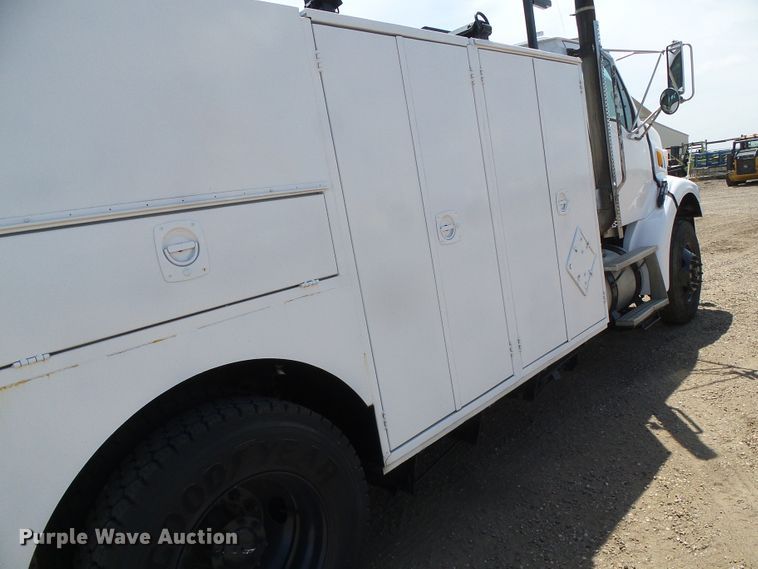 image for item DI5659 2007 Sterling L-Line  utility / service truck