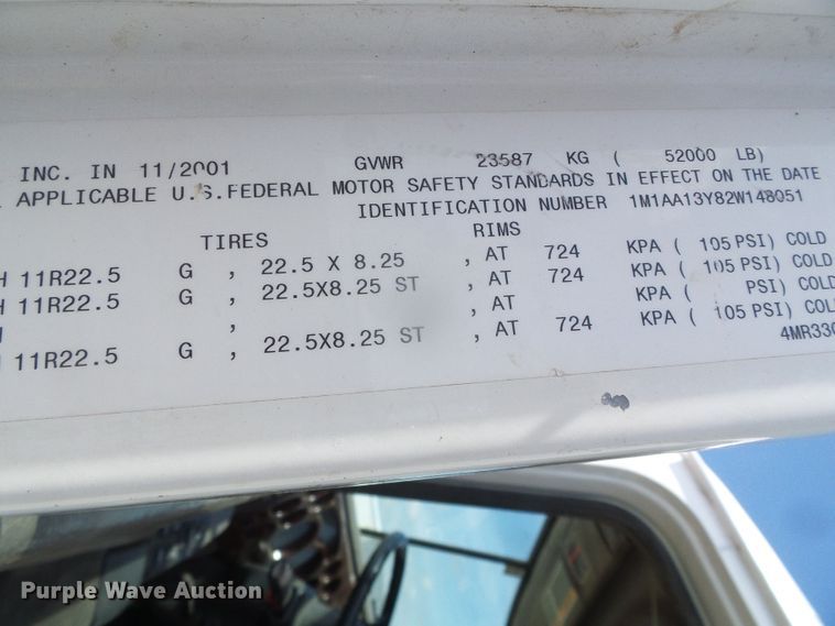 image for item DI5660 2002 Mack CH600  semi truck