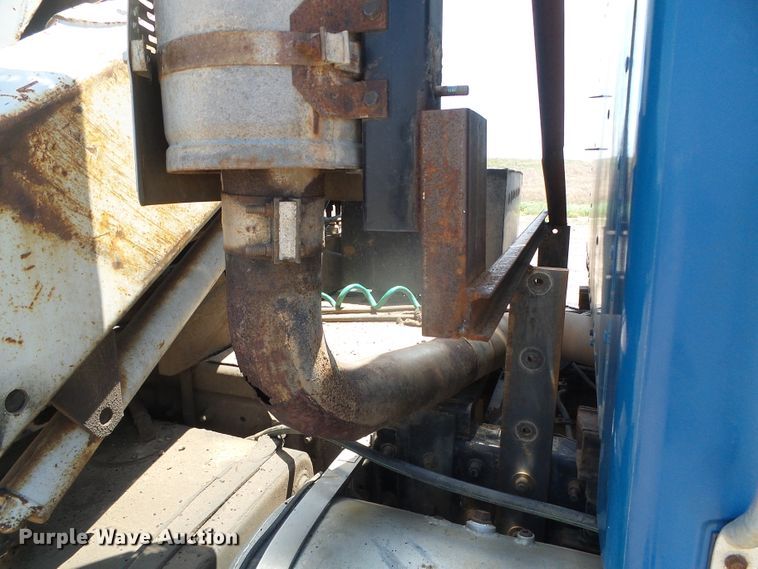 image for item DI5665 1998 Mack CH613  crane truck