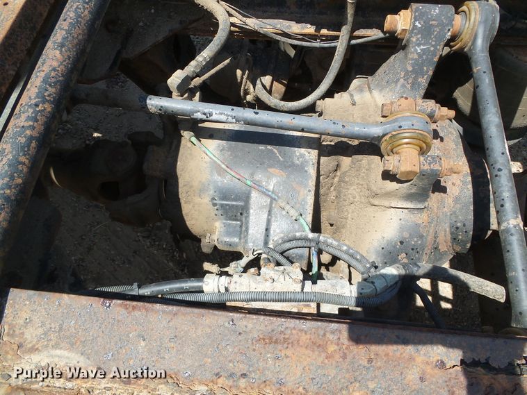 image for item DI5665 1998 Mack CH613  crane truck