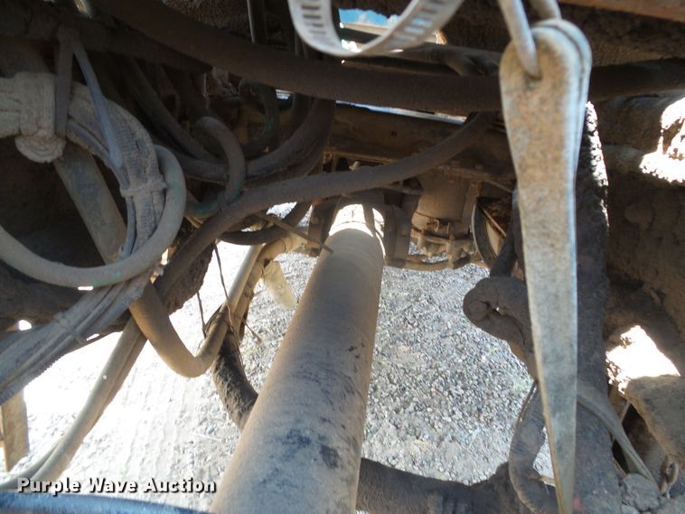 image for item DI5665 1998 Mack CH613  crane truck