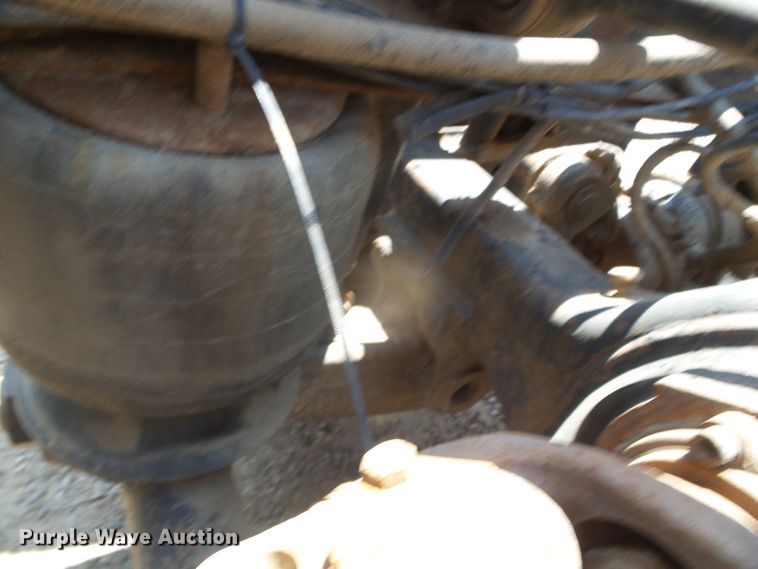 image for item DI5665 1998 Mack CH613  crane truck