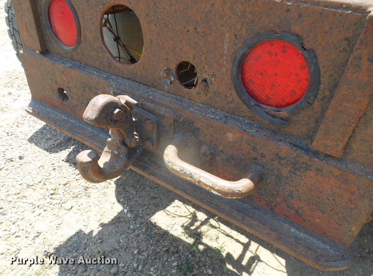 image for item DI5665 1998 Mack CH613  crane truck