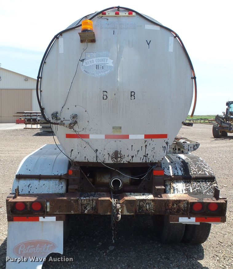 image for item DI5668 1979 Pullman Trailmobile T43L-12AF  tank trailer