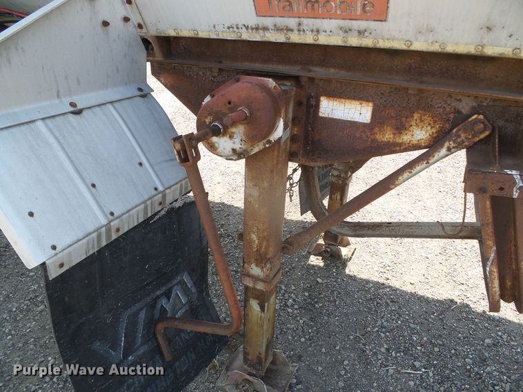 image for item DI5668 1979 Pullman Trailmobile T43L-12AF  tank trailer