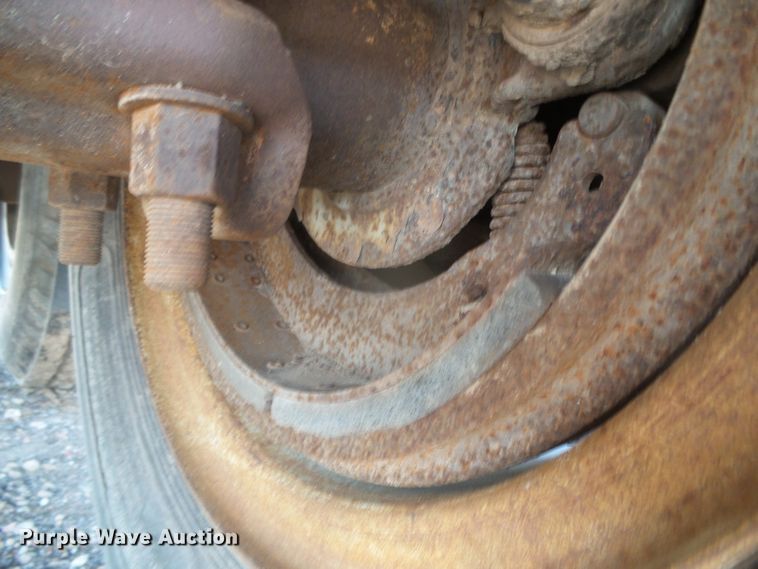 image for item DI5668 1979 Pullman Trailmobile T43L-12AF  tank trailer