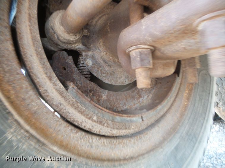 image for item DI5668 1979 Pullman Trailmobile T43L-12AF  tank trailer