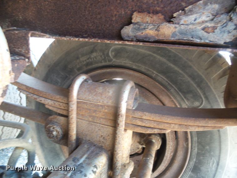 image for item DI5668 1979 Pullman Trailmobile T43L-12AF  tank trailer