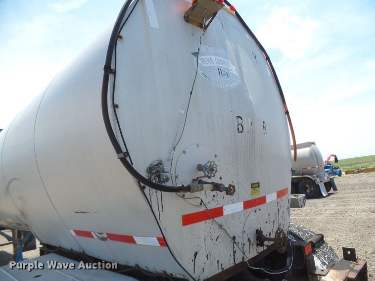 image for item DI5668 1979 Pullman Trailmobile T43L-12AF  tank trailer