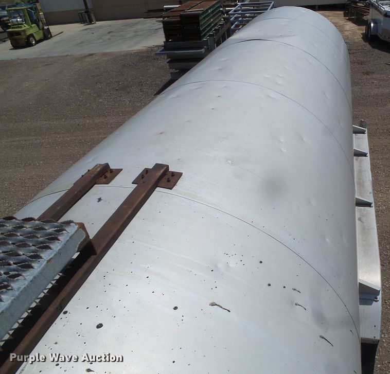 image for item DI5668 1979 Pullman Trailmobile T43L-12AF  tank trailer