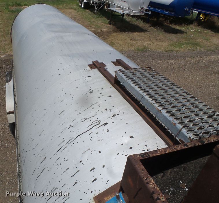 image for item DI5668 1979 Pullman Trailmobile T43L-12AF  tank trailer