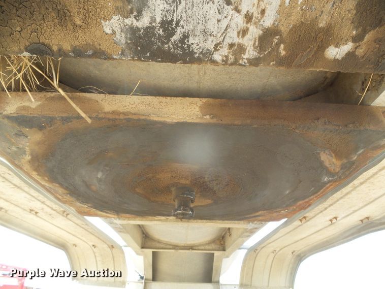 image for item DI5669 Moser  tank trailer