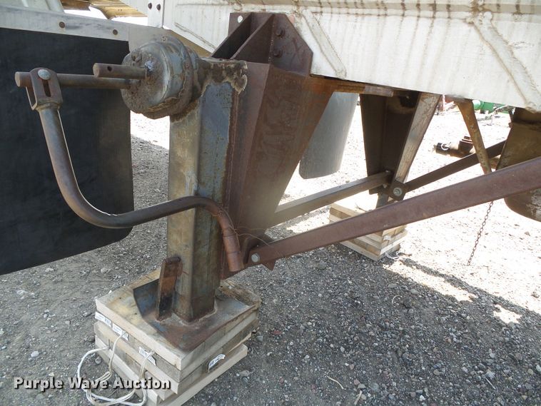 image for item DI5669 Moser  tank trailer