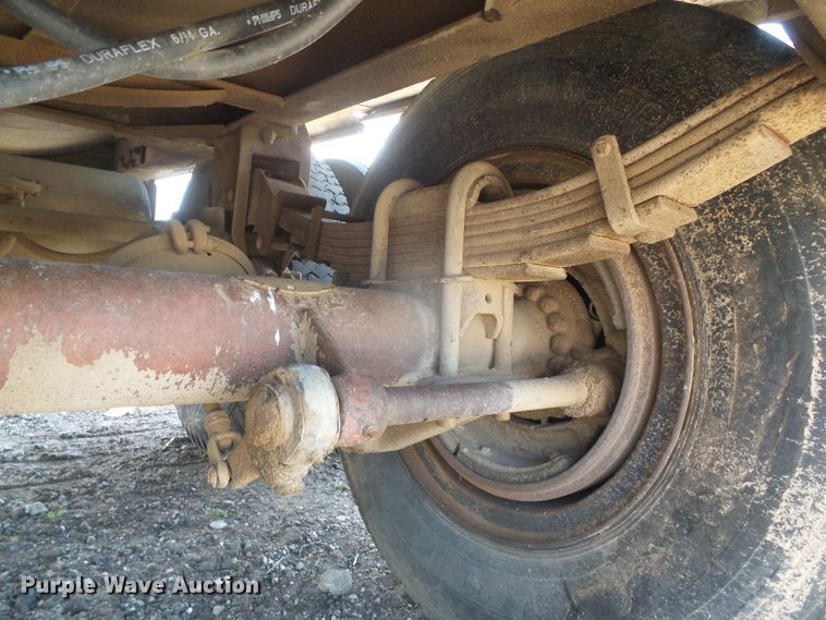 image for item DI5669 Moser  tank trailer