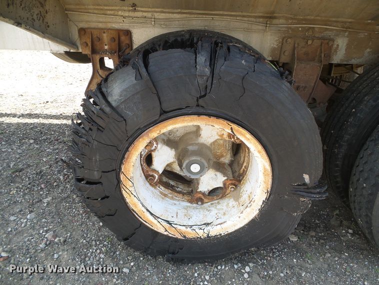 image for item DI5669 Moser  tank trailer